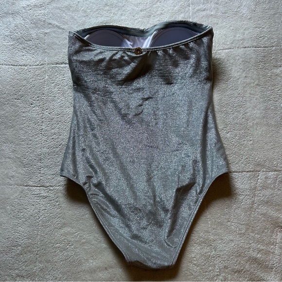 Sparkly Silver Ondademar one piece - Picture 7 of 8